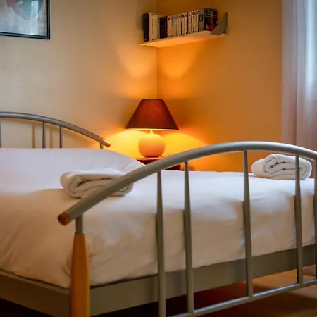 L'olivier Charmante Maison Avec Parking Et Jardin Canteleu