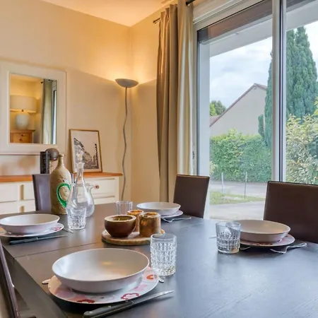 Hébergement de vacances L'olivier Charmante Maison Avec Parking Et Jardin *