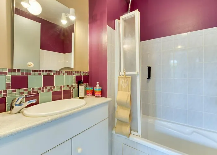 L'olivier Charmante Maison Avec Parking Et Jardin *